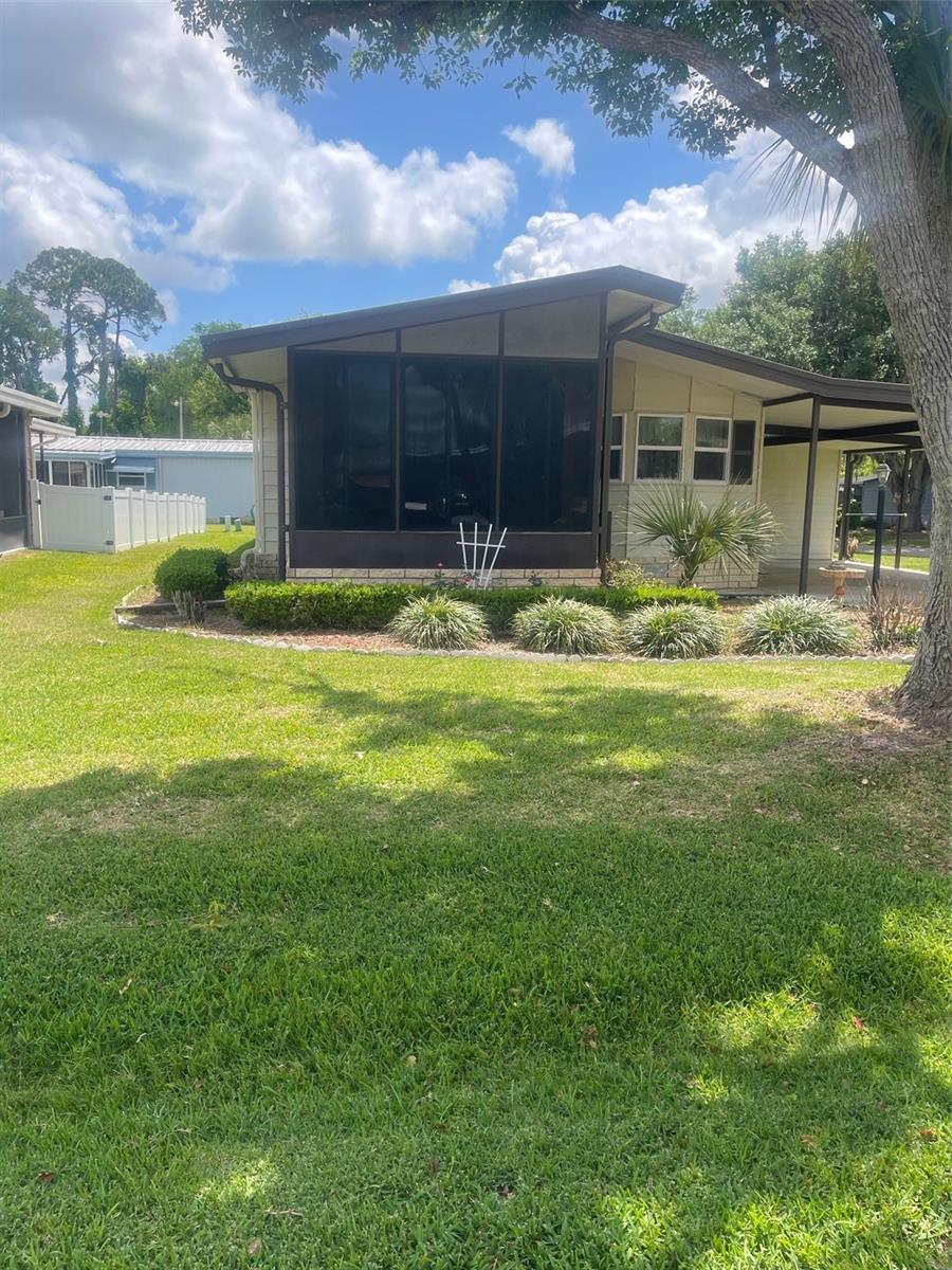 Photo of 2804 WEKIVA ROAD TAVARES FL 32778