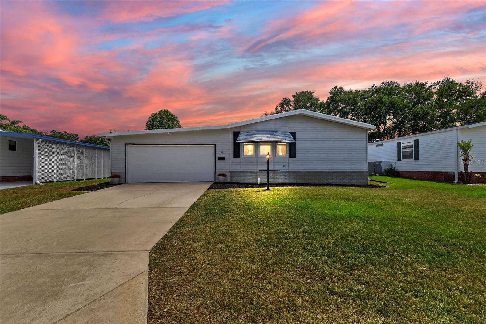 Photo of 706 TANGERINE DRIVE LADY LAKE FL 32159