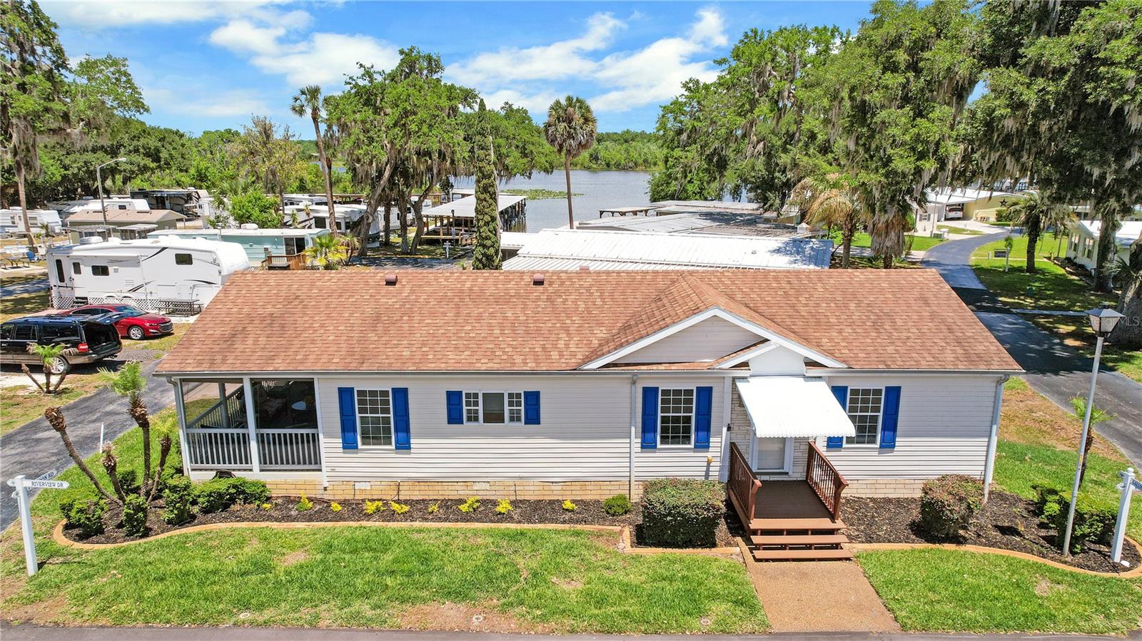 Photo of 15 RIVERVIEW DRIVE FRUITLAND PARK FL 34731