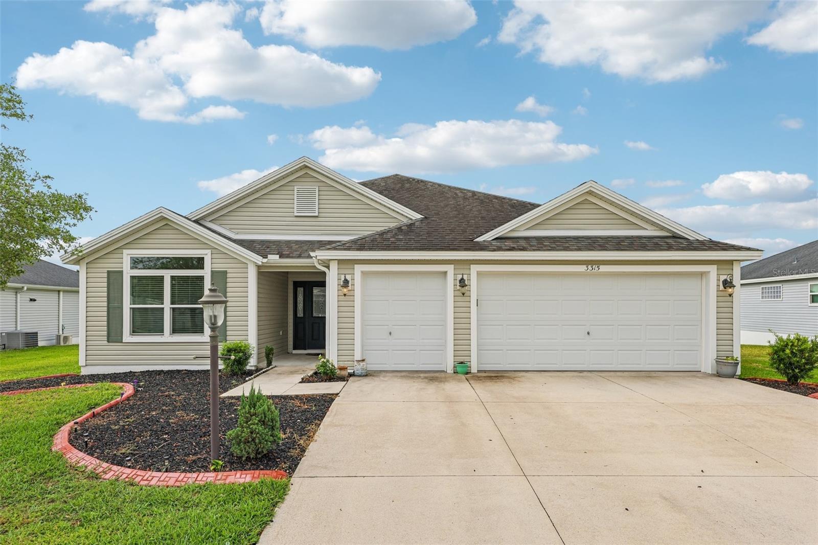 Photo of 3315 DZURO DRIVE OXFORD FL 34484