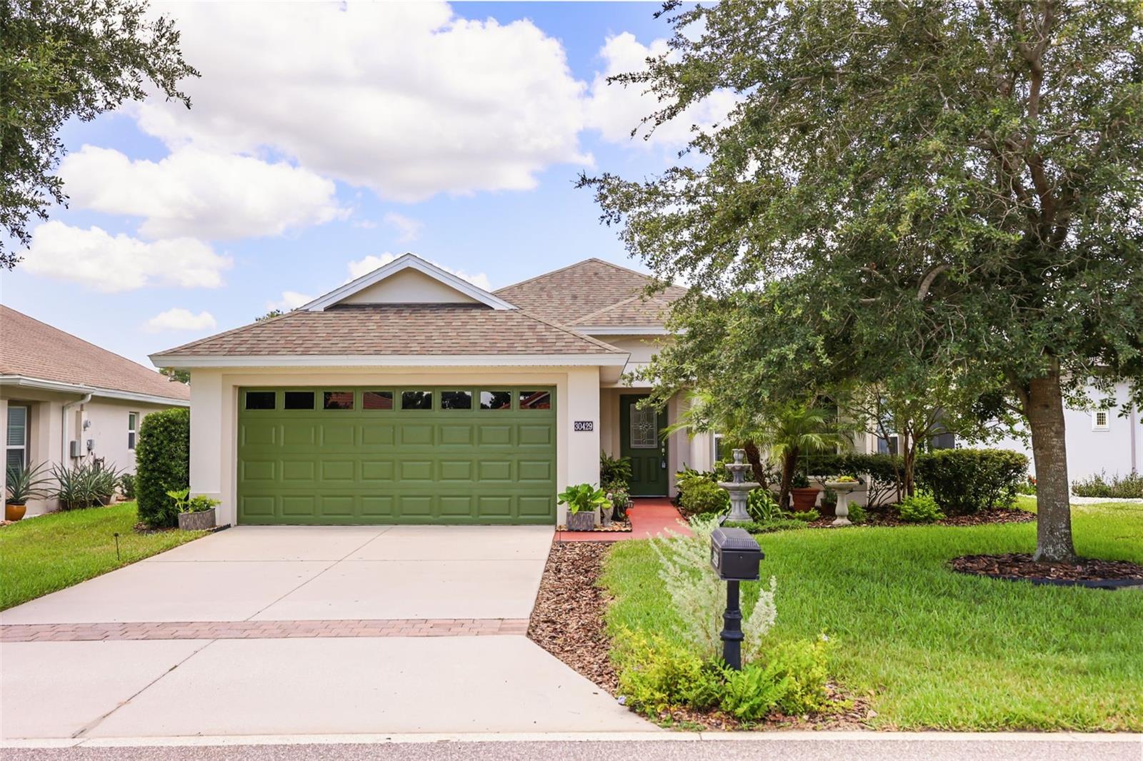 Photo of 30429 ISLAND CLUB DRIVE TAVARES FL 32778