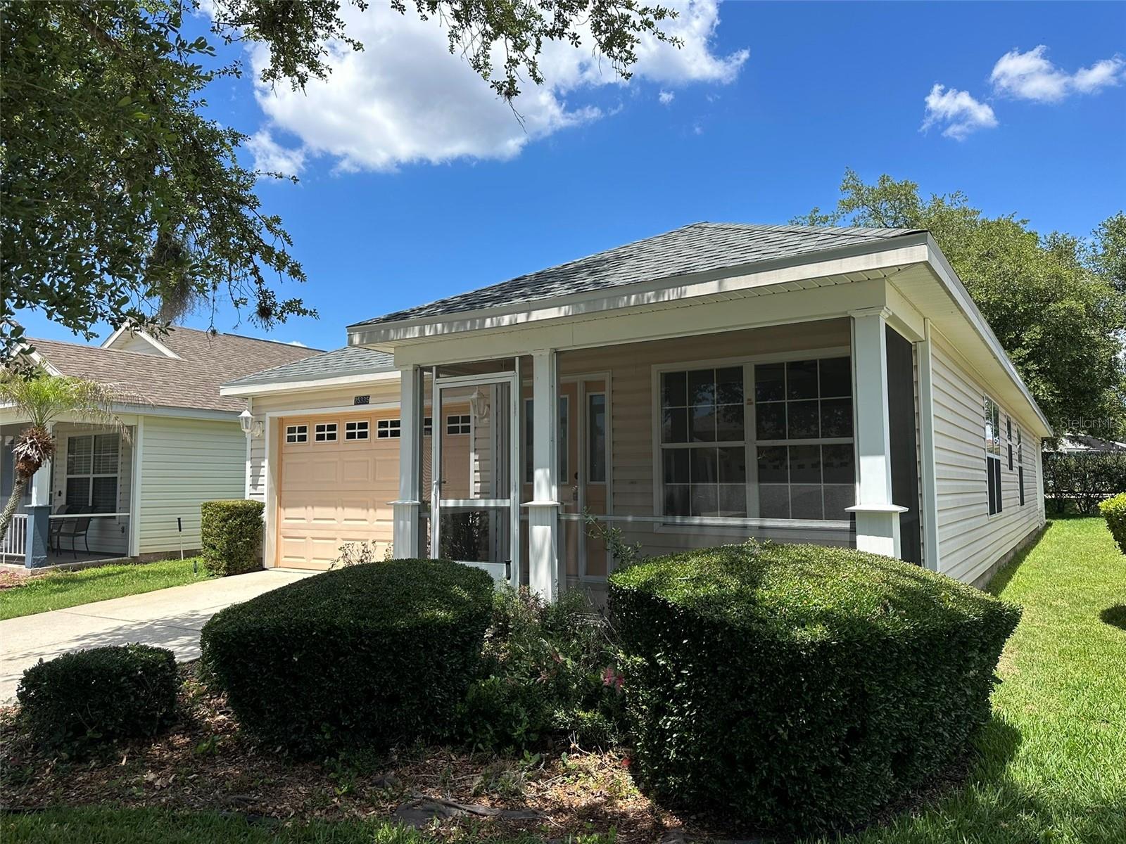 Photo of 25335 CRANES ROOST CIRCLE LEESBURG FL 34748