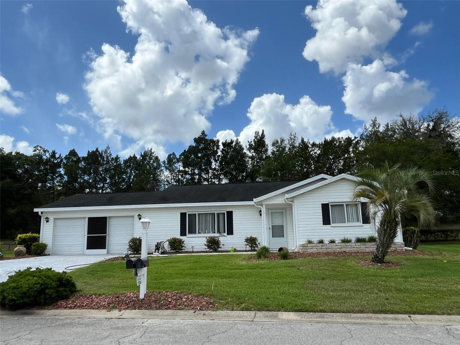 Photo of 17380 SE 98TH CIRCLE SUMMERFIELD FL 34491
