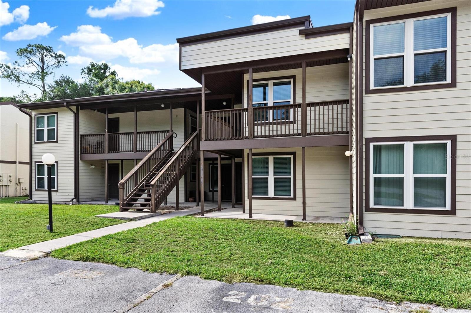 Photo of 23202 SANDALWOOD DRIVE #202 WILDWOOD FL 34785