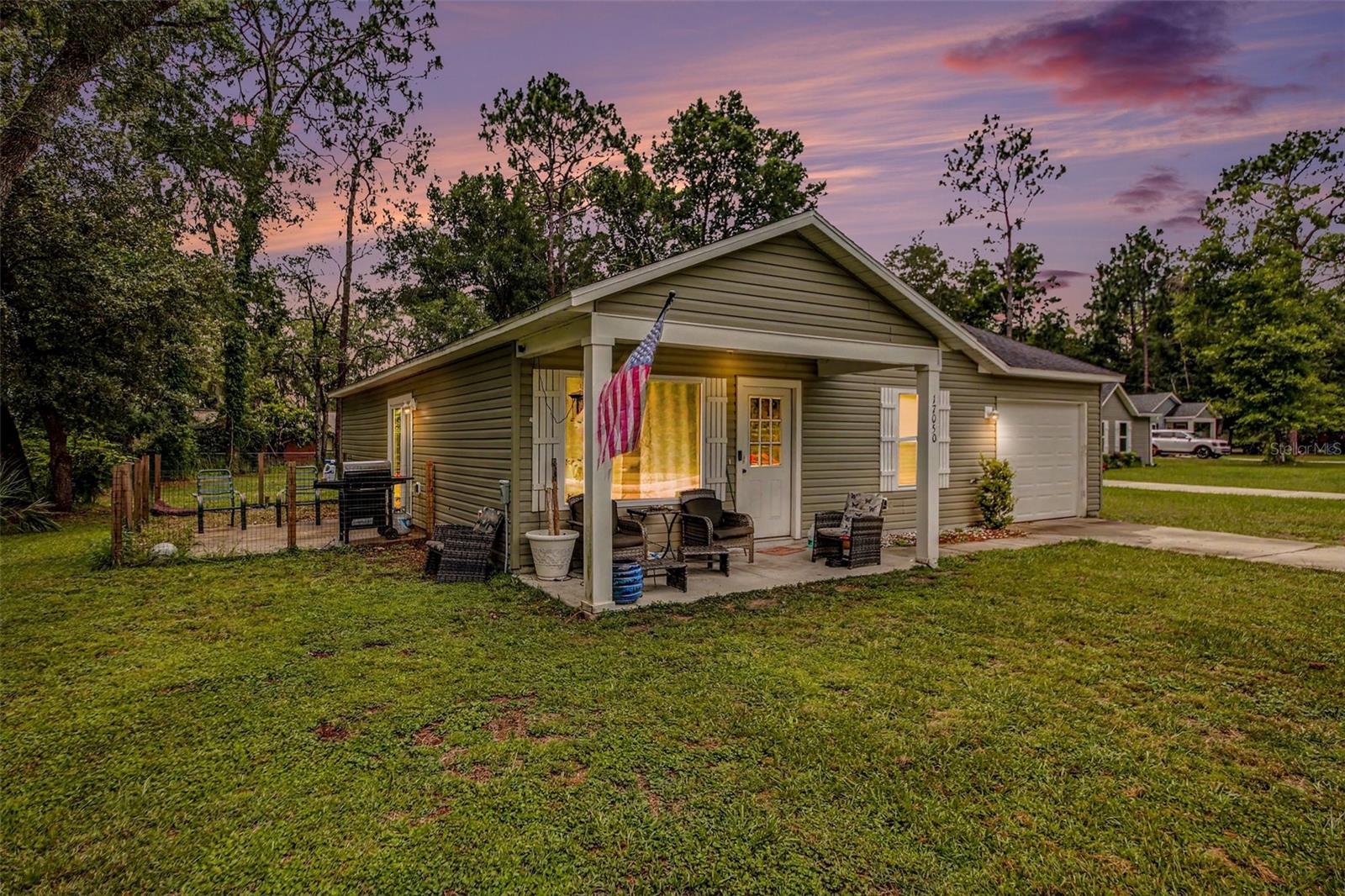 Photo of 17050 SE 60TH STREET OCKLAWAHA FL 32179
