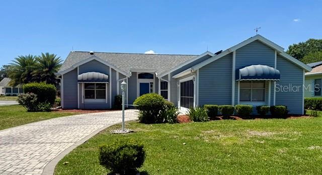 Photo of 724 VISTA PLACE LADY LAKE FL 32159