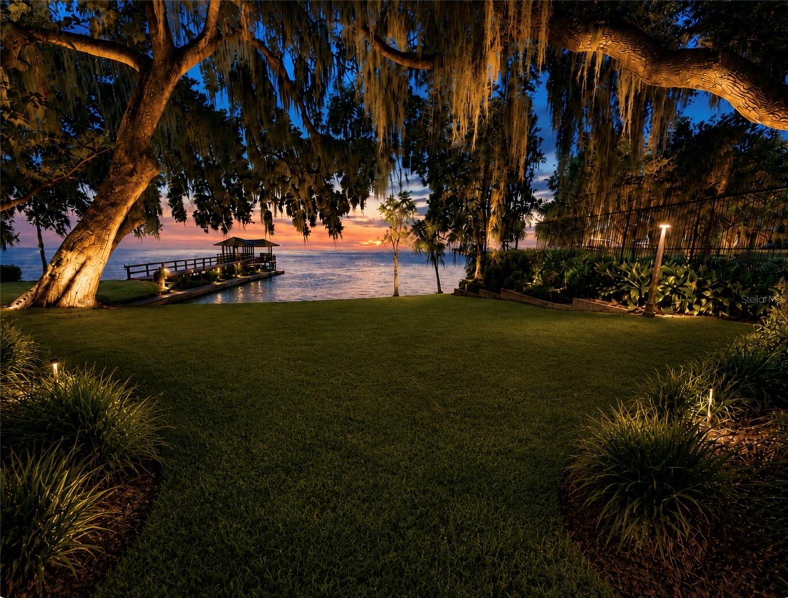 Photo of 1341 W LAKESHORE DRIVE CLERMONT FL 34711