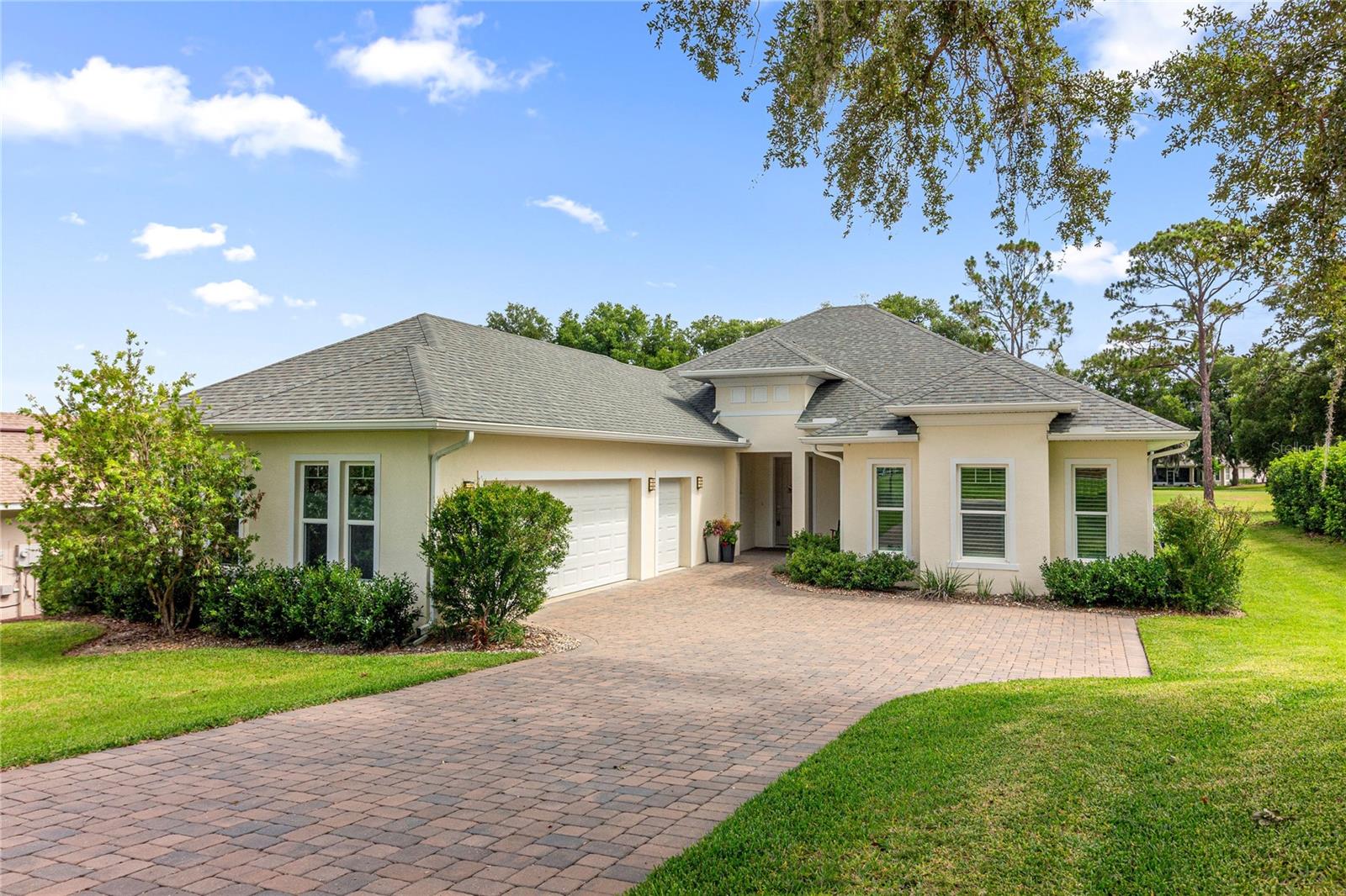 Photo of 5090 GREENS DRIVE LADY LAKE FL 32159