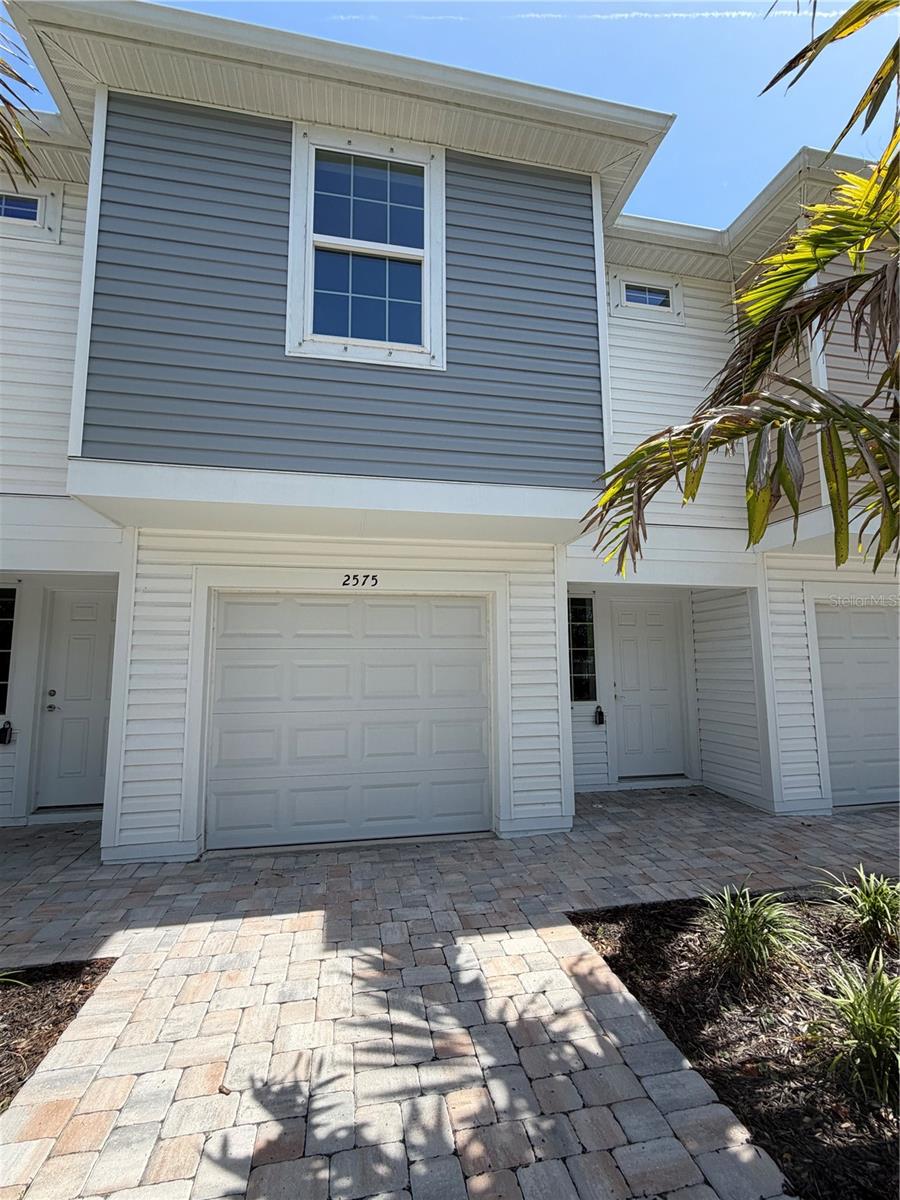 Photo of 2575 6TH AVENUE DRIVE BRADENTON FL 34208