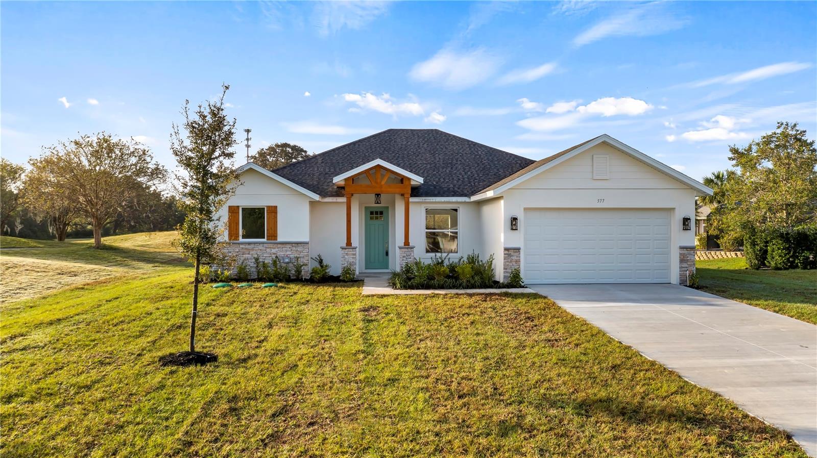 Photo of 577 DOWLING CIRCLE LADY LAKE FL 32159