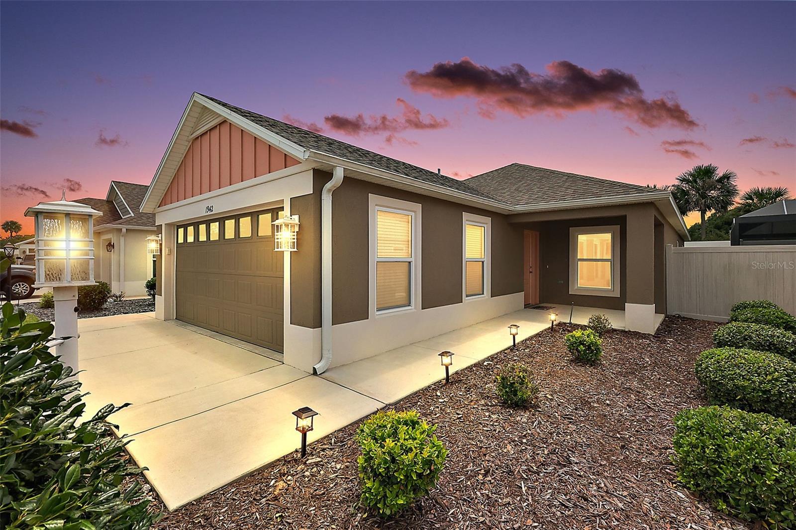 Photo of 1942 DETWILER LANE THE VILLAGES FL 32163