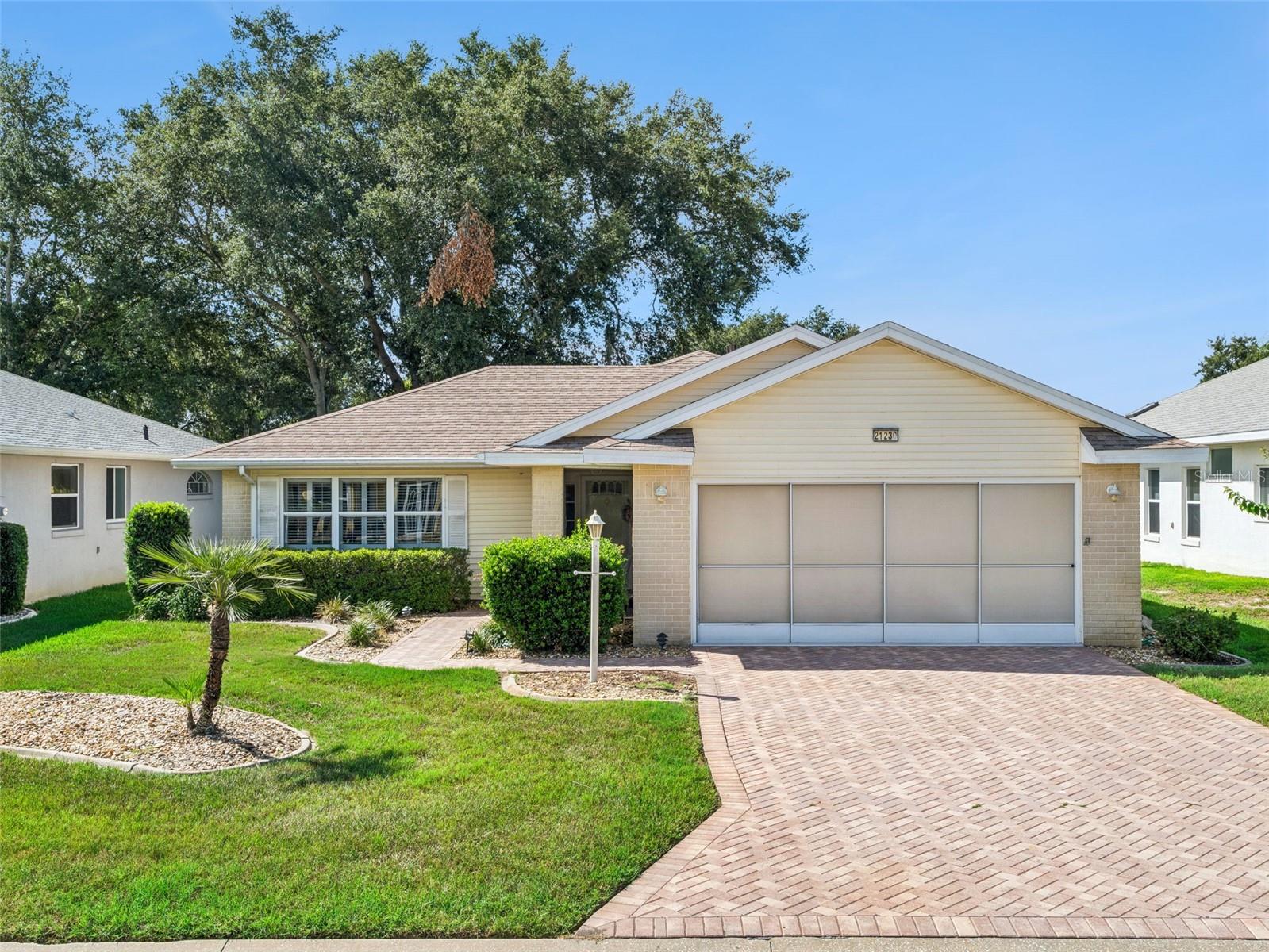 Photo of 21230 ROYAL ST GEORGES LANE LEESBURG FL 34748