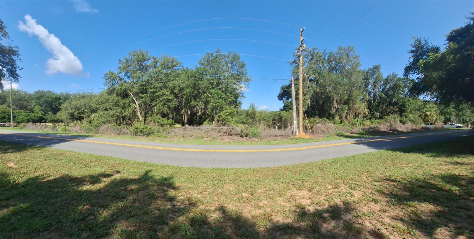 Photo of 41739 THOMAS BOAT LANDING ROAD UMATILLA FL 32784