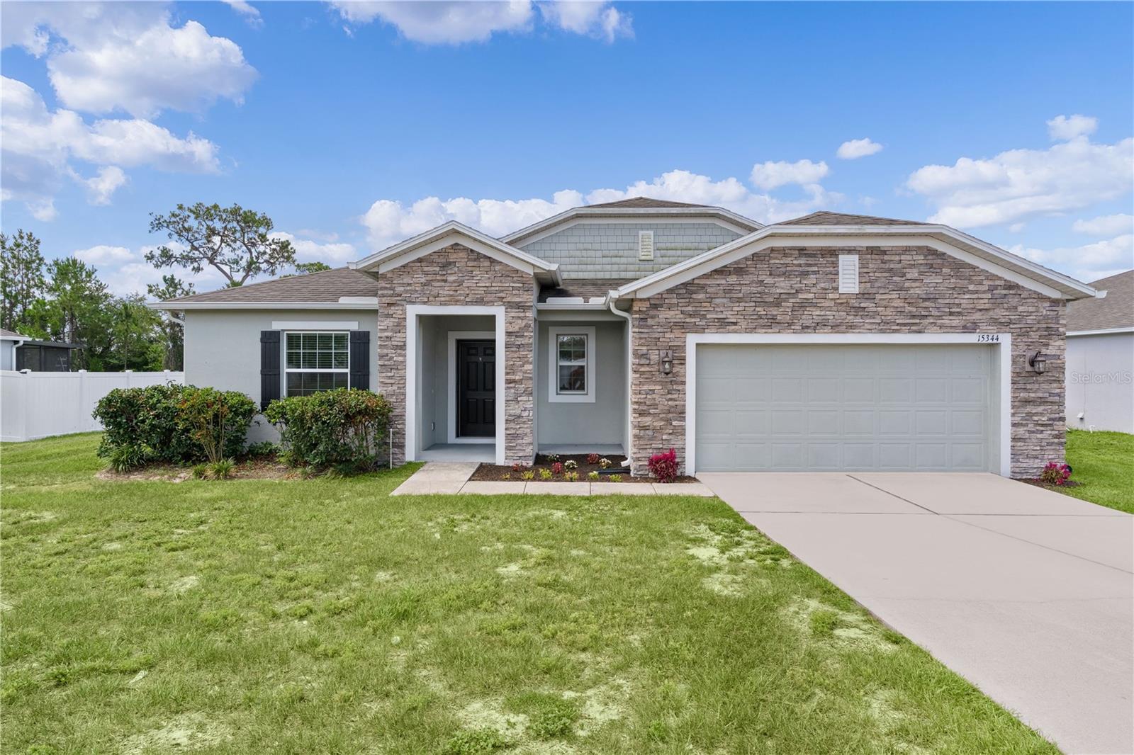 Photo of 15344 WHITE TAIL LOOP MASCOTTE FL 34753