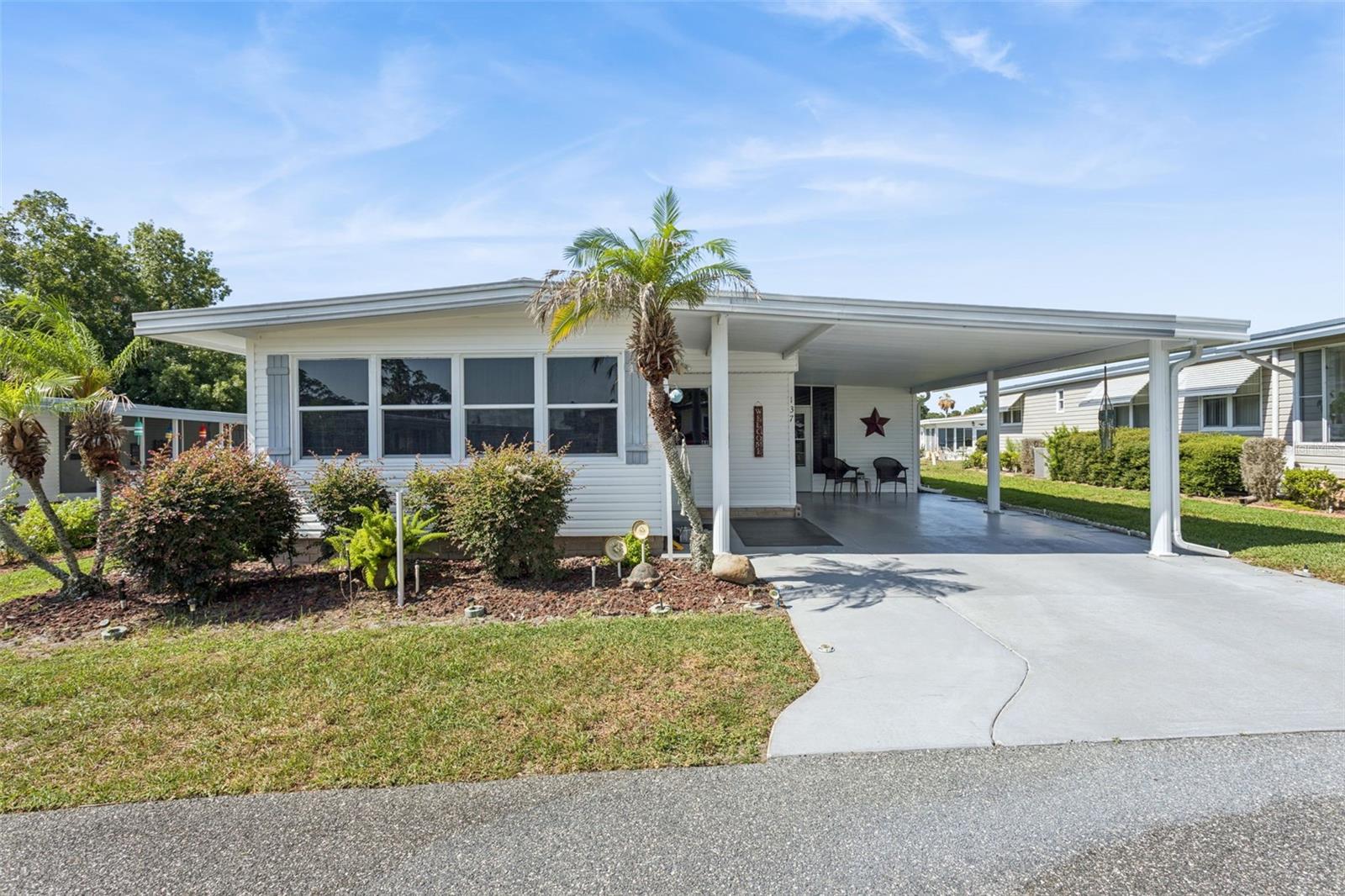 Photo of 137 JACARANDA DRIVE LEESBURG FL 34748