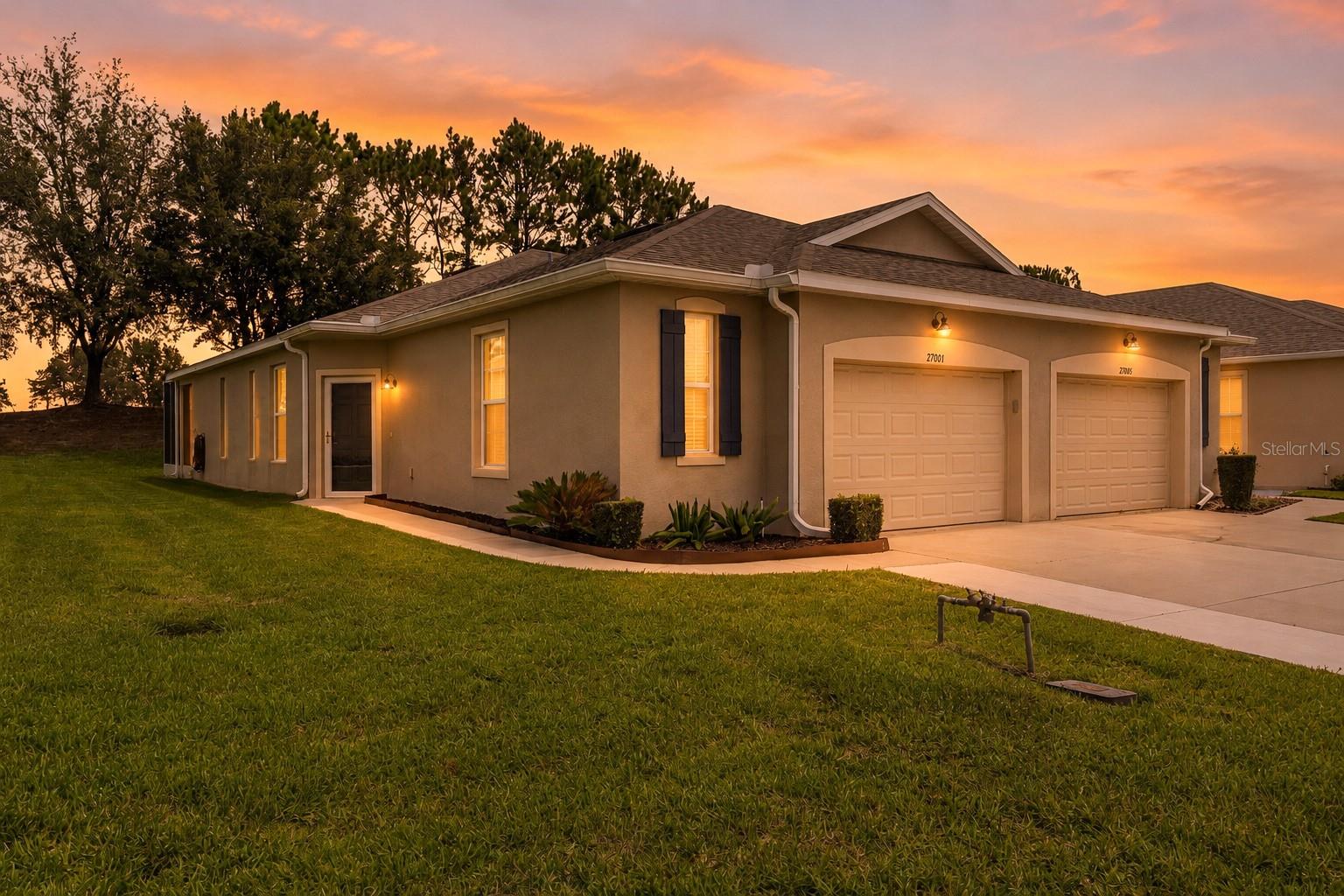 Photo of 27001 WHITE PLAINS WAY LEESBURG FL 34748