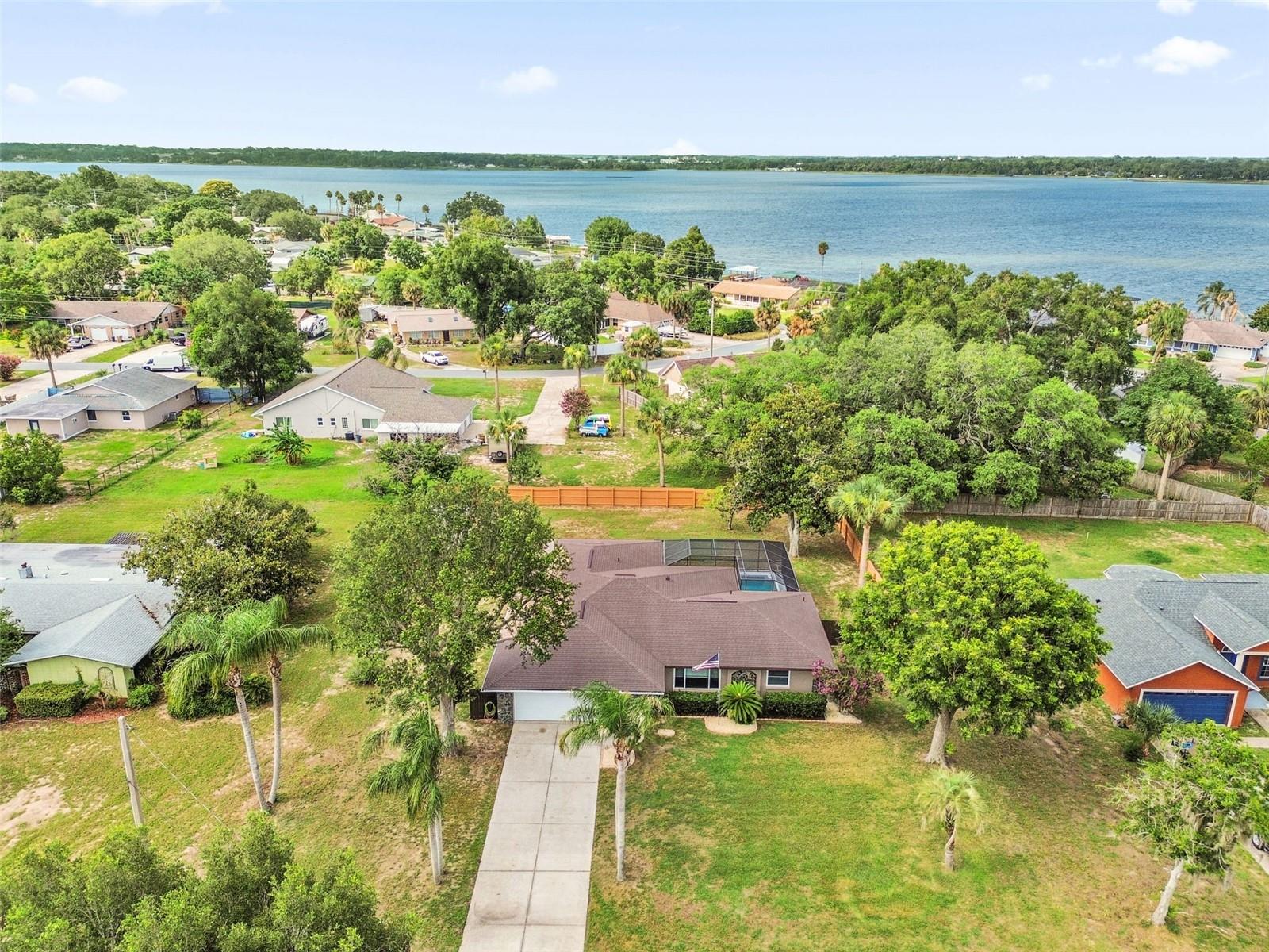 Photo of 5202 SYDNEY ROAD FRUITLAND PARK FL 34731