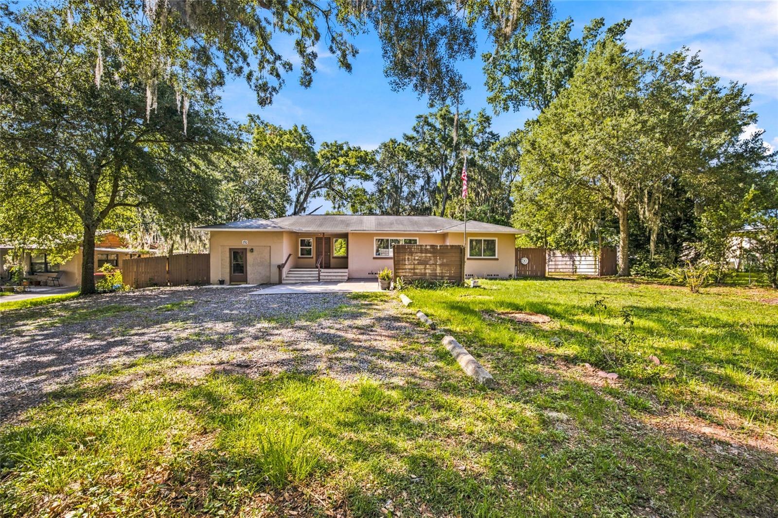 Photo of 5762 S AGNEW ROAD BELLEVIEW FL 34420