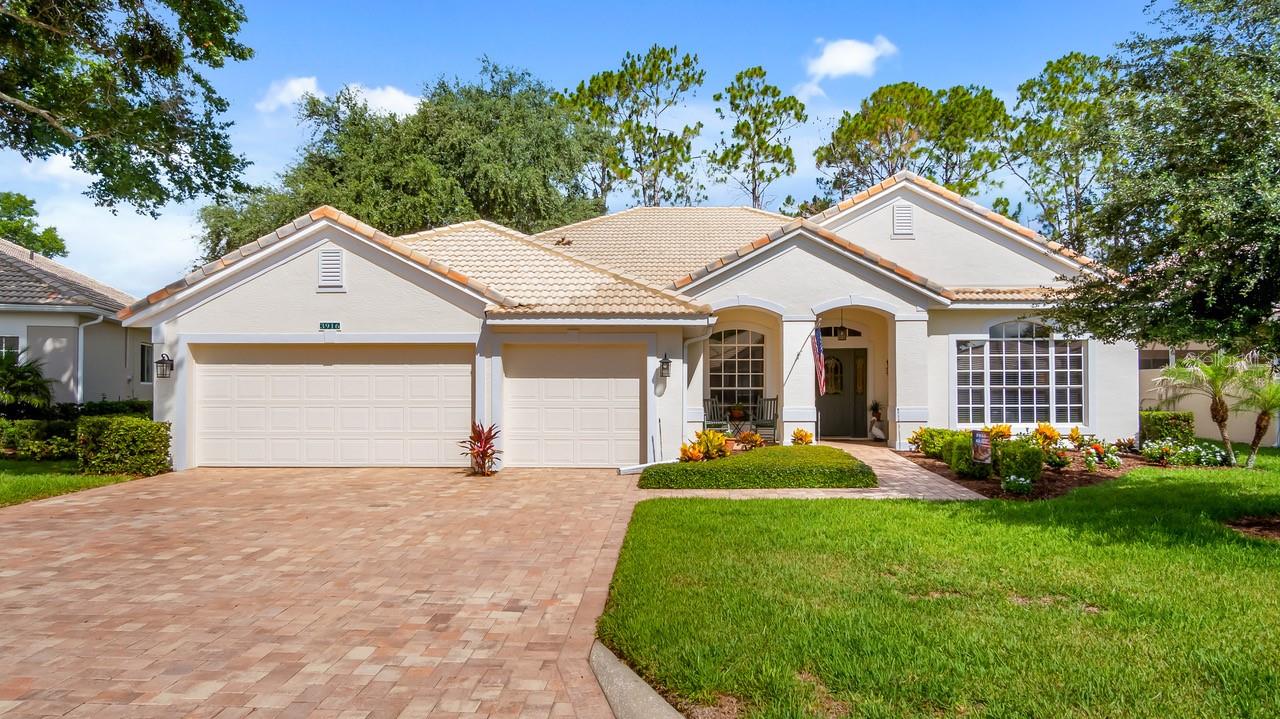 Photo of 3916 PAYTON COURT CLERMONT FL 34711
