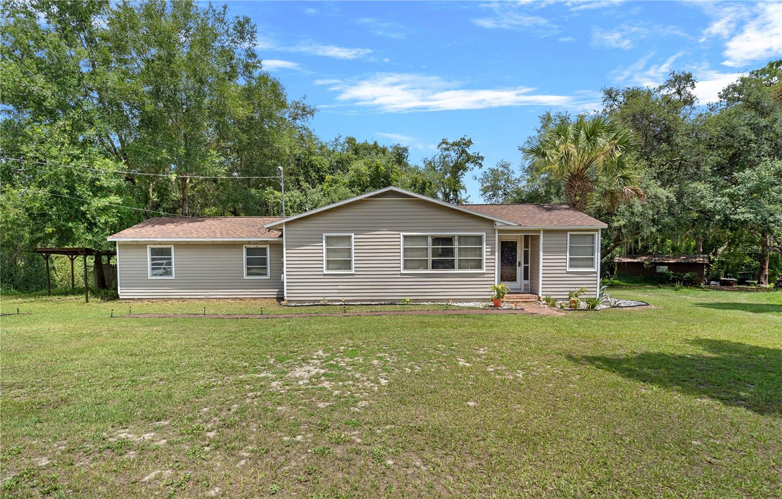 Photo of 26015 SACKAMAXON DRIVE SORRENTO FL 32776