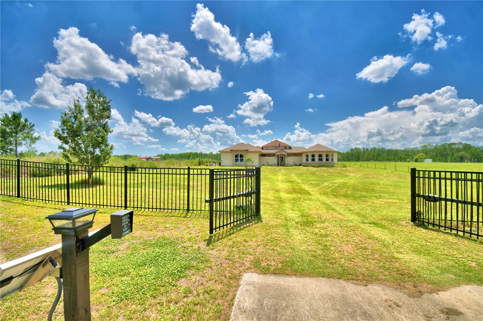 Photo of 13023 SWEET HILL RD POLK CITY FL 33868