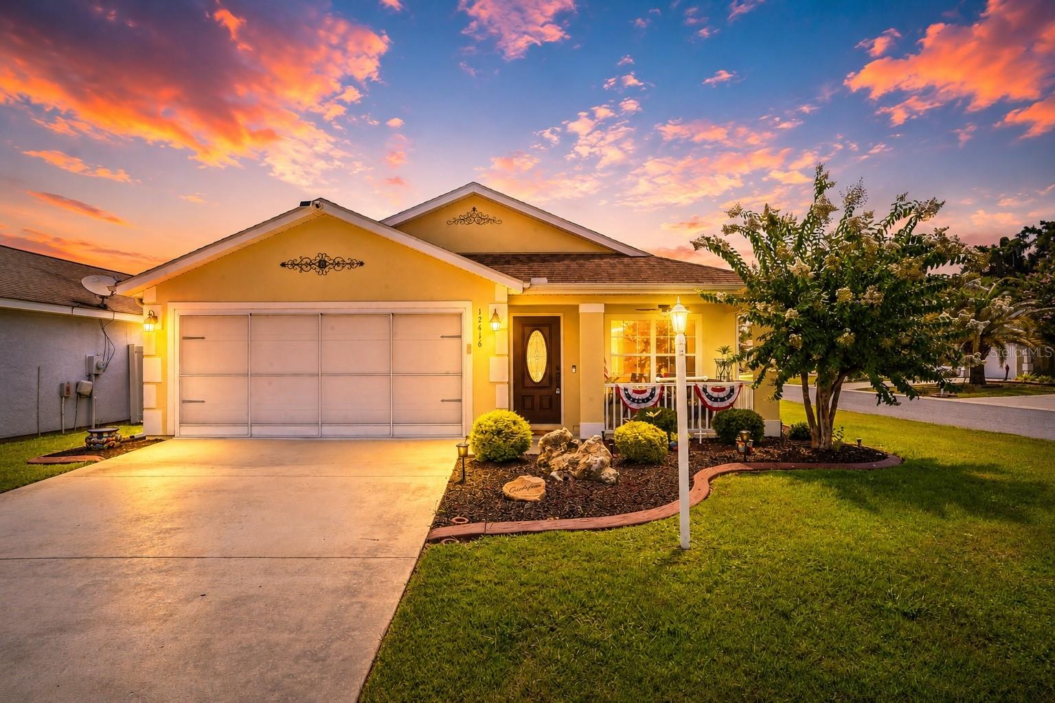 Photo of 12416 NE 48TH LOOP OXFORD FL 34484