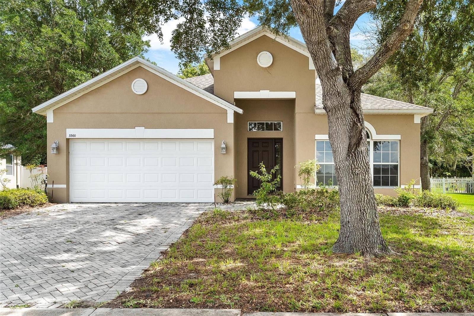 Photo of 3360 CREEK RUN LANE EUSTIS FL 32736