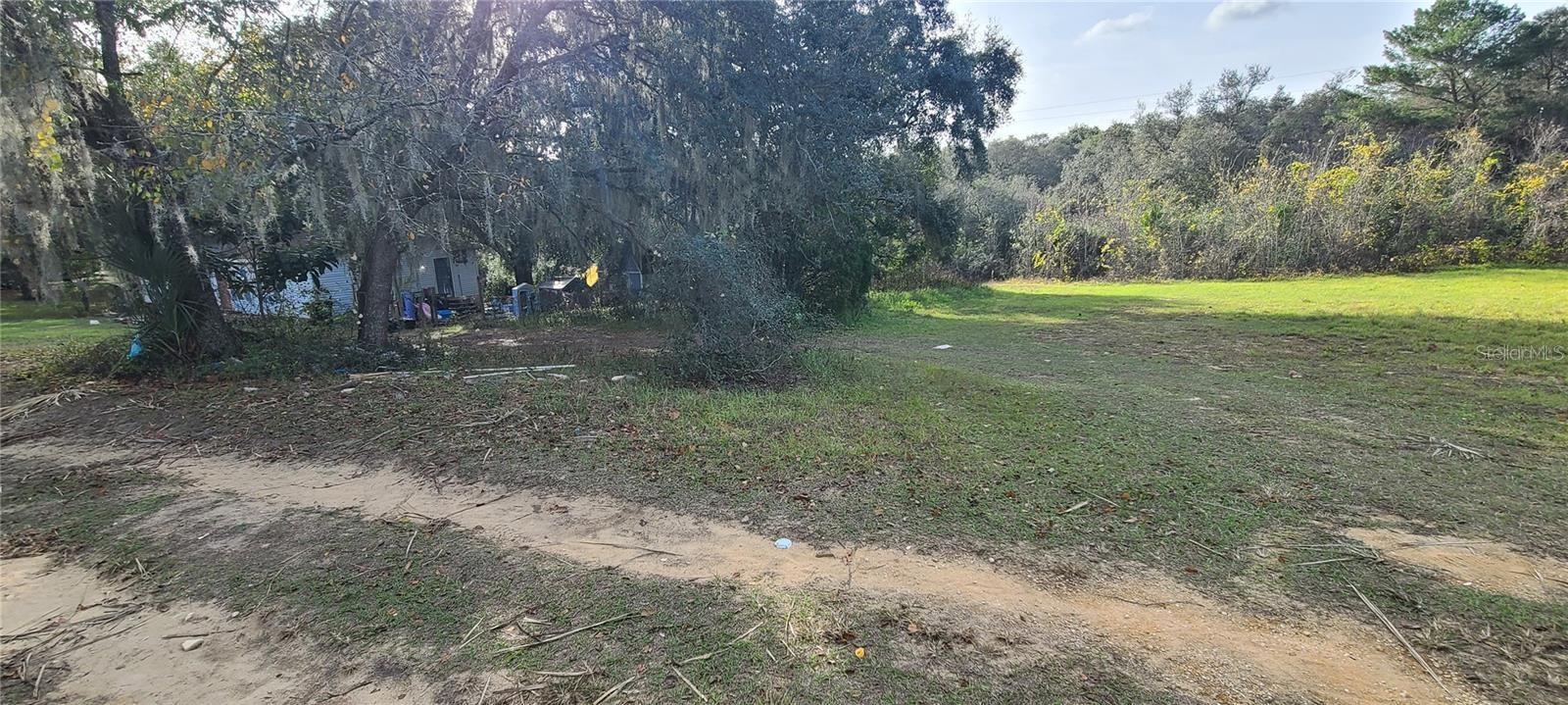 Photo of 17120 SE 251ST TERRACE UMATILLA FL 32784