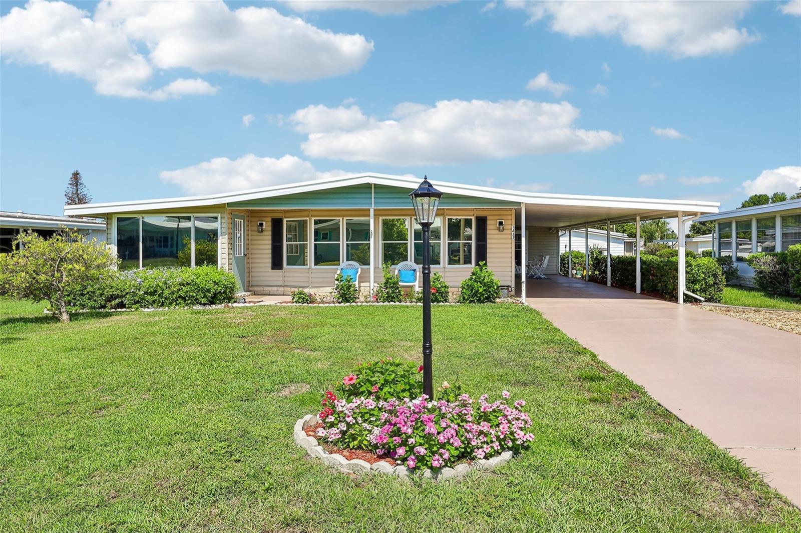 Photo of 1433 APACHE CIRCLE TAVARES FL 32778