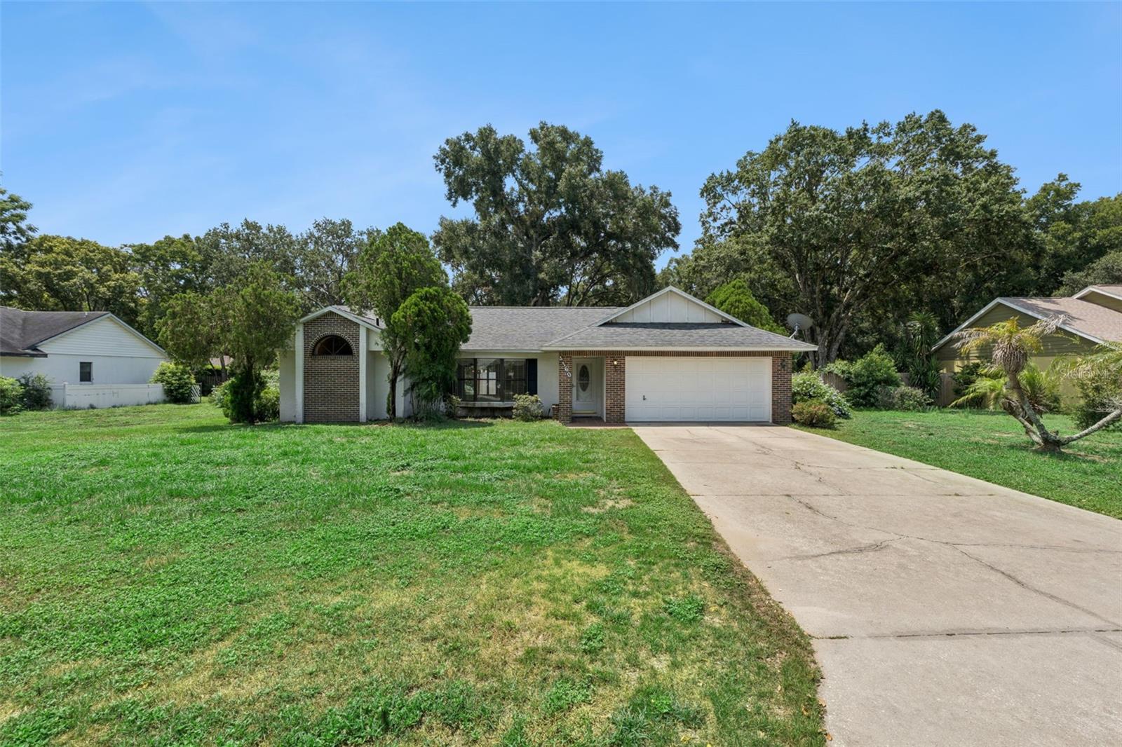 Photo of 4160 WOOD DRIVE MOUNT DORA FL 32757