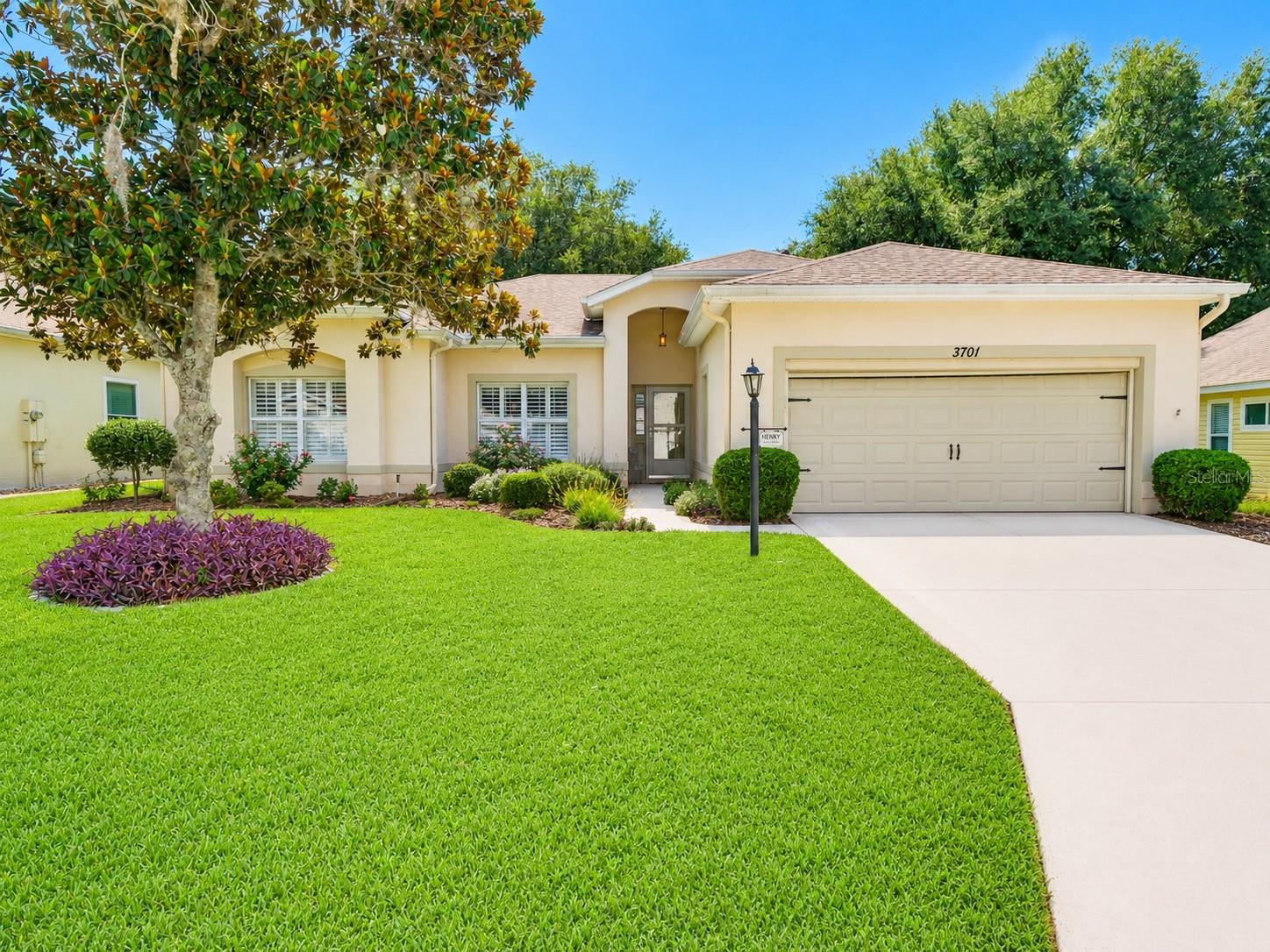 Photo of 3701 PLANTATION BOULEVARD LEESBURG FL 34748