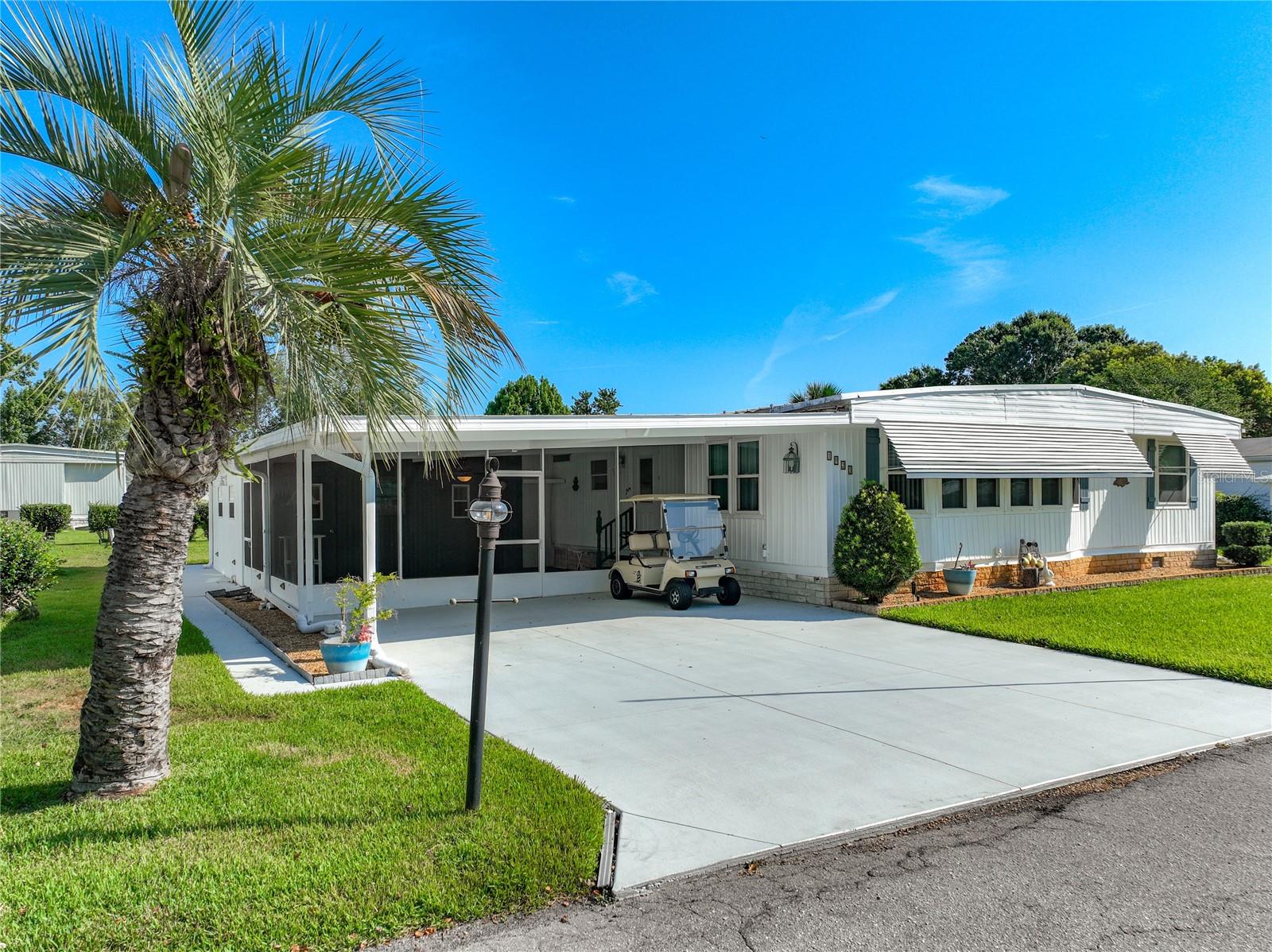 Photo of 1925 BROOKSIDE DRIVE MOUNT DORA FL 32757