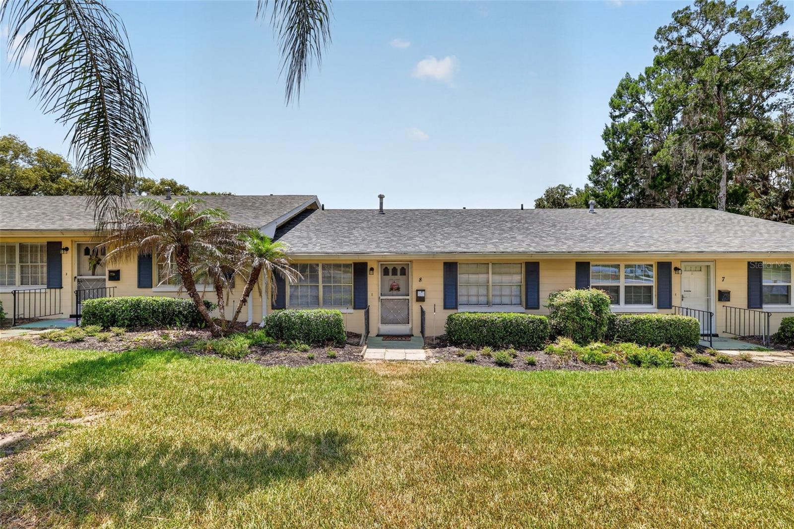 Photo of 445 S GRANDVIEW STREET #8 MOUNT DORA FL 32757