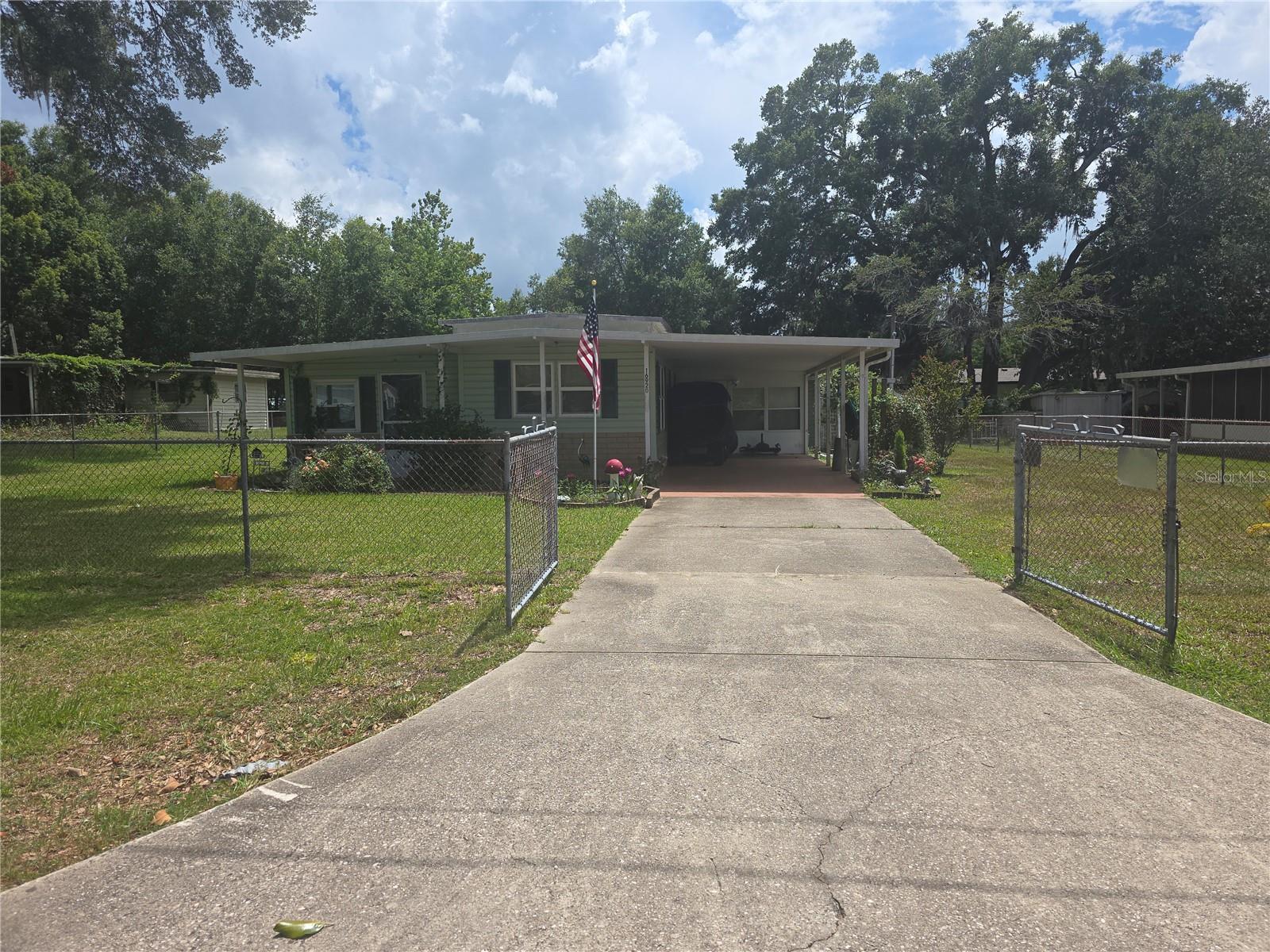Photo of 16920 SE 101ST AVENUE ROAD SUMMERFIELD FL 34491