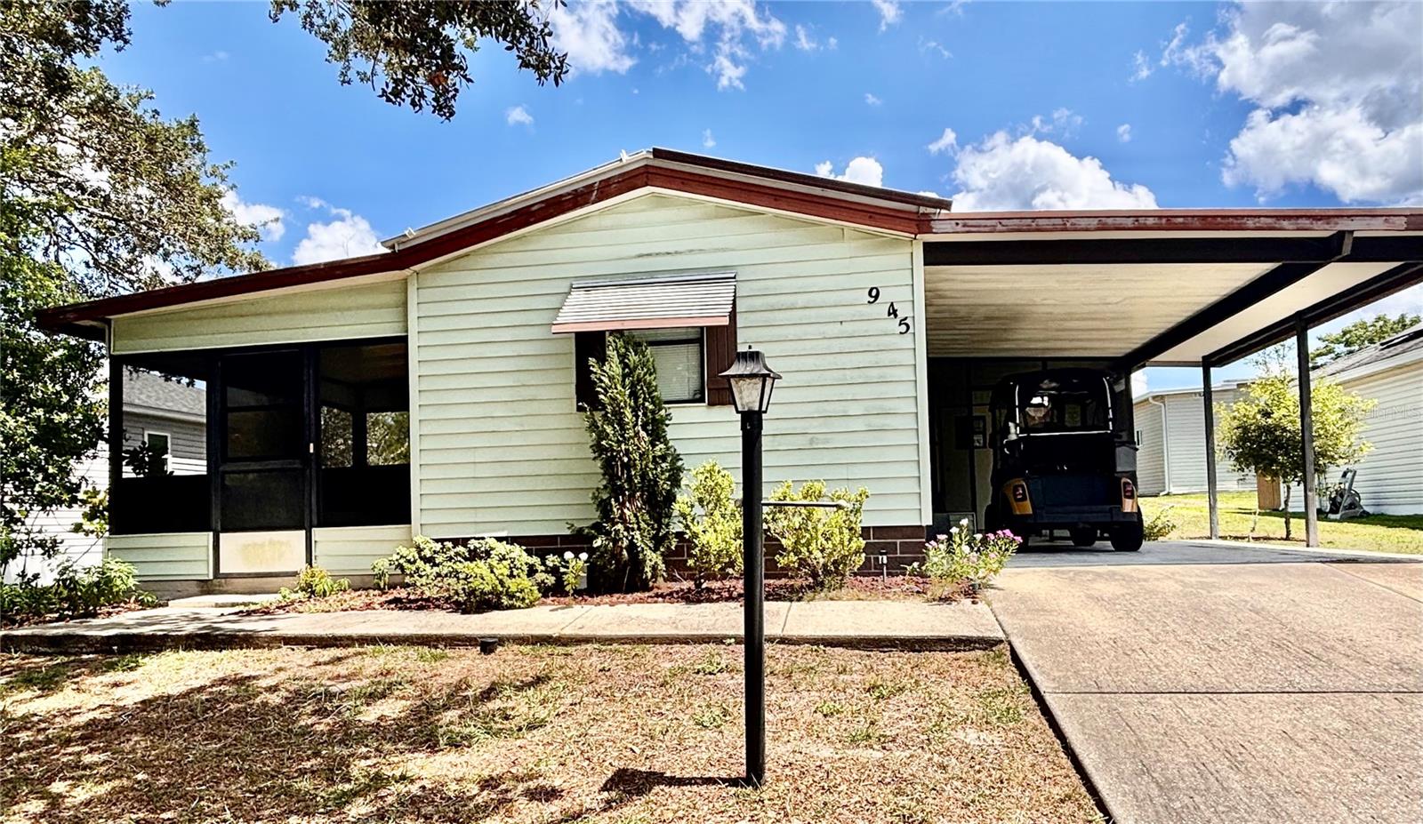 Photo of 945 TARRSON BOULEVARD LADY LAKE FL 32159