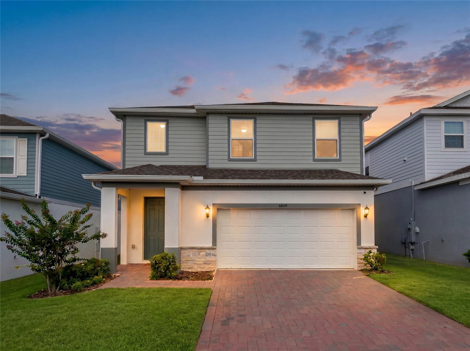 Photo of 6809 SERPENT HAWK LANE HOWEY IN THE HILLS FL 34737