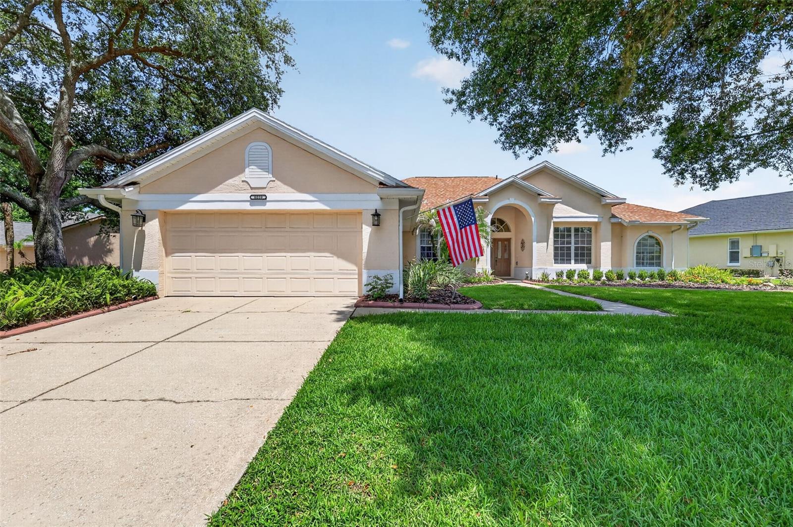 Photo of 8059 LAUREL RIDGE DRIVE MOUNT DORA FL 32757