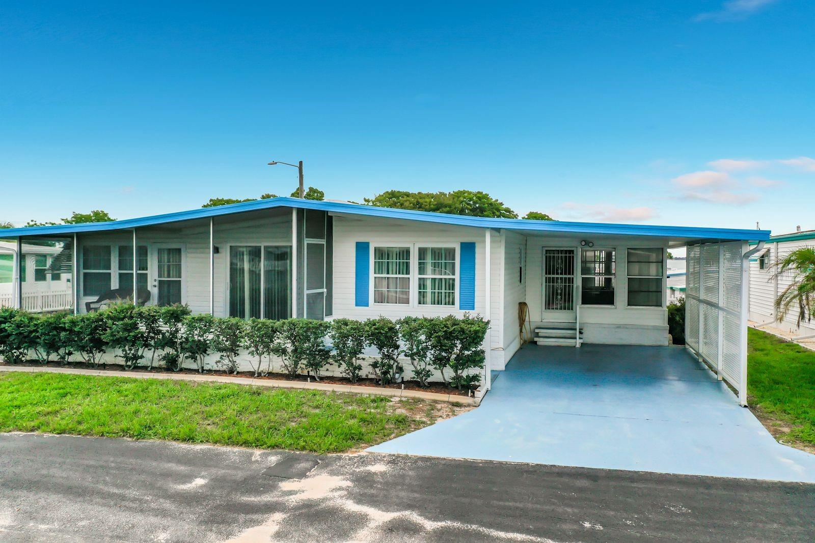 Photo of 176 SUNSET DRIVE LEESBURG FL 34748