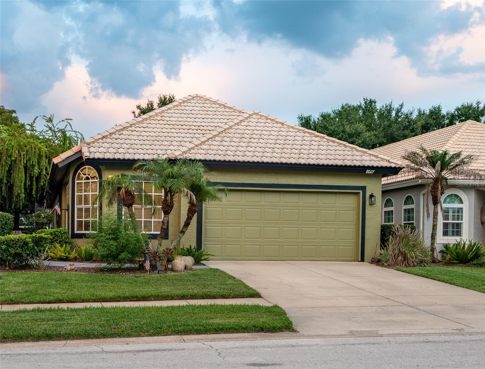 Photo of 8027 SAINT ANDREWS WAY MOUNT DORA FL 32757