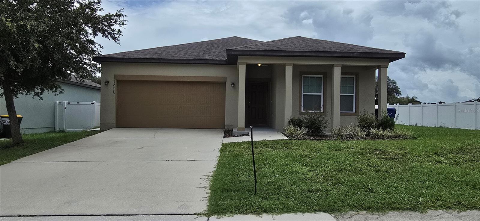 Photo of 15660 MERLIN AVENUE MASCOTTE FL 34753