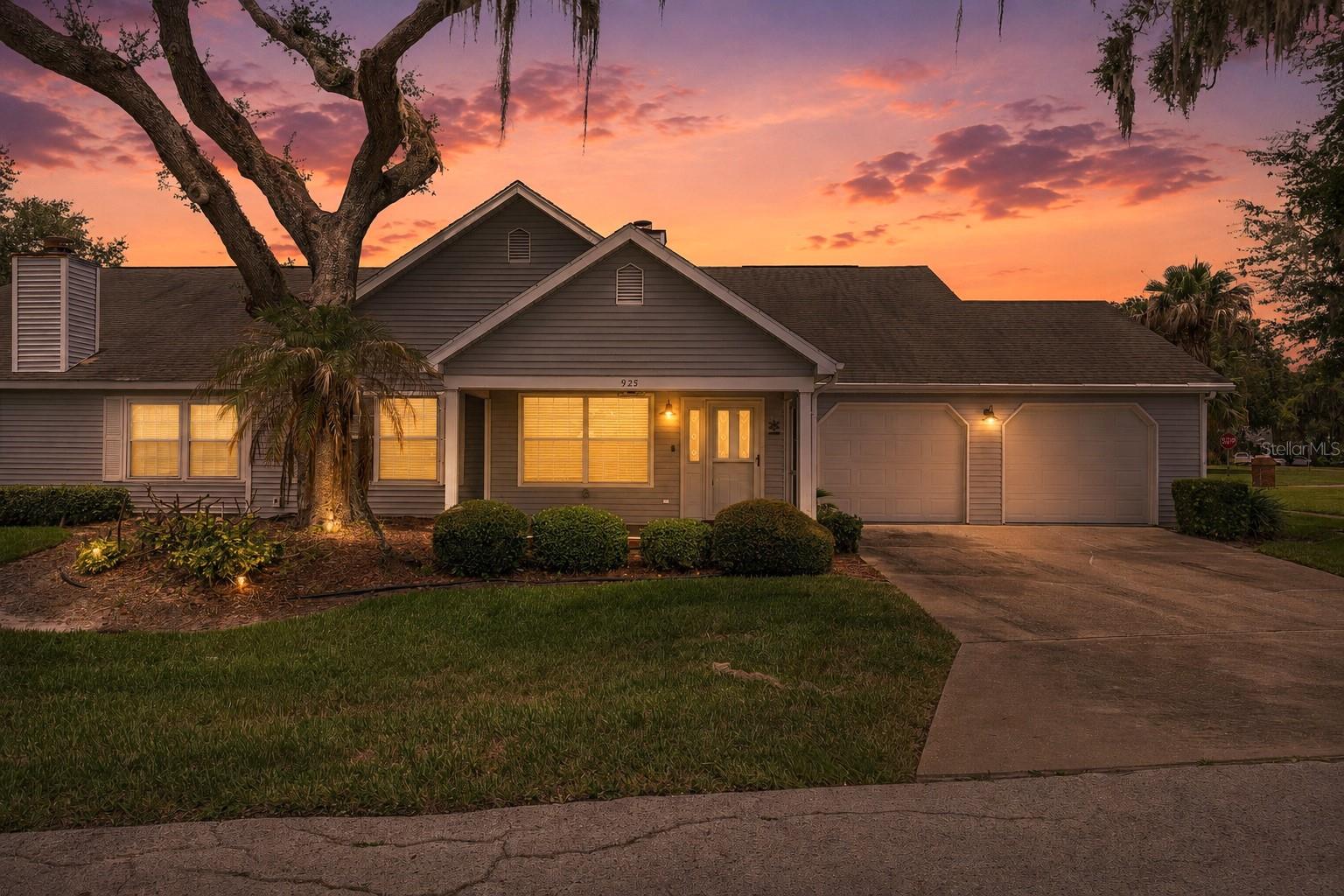 Photo of 925 BEVERLY HARBORS DRIVE LEESBURG FL 34748