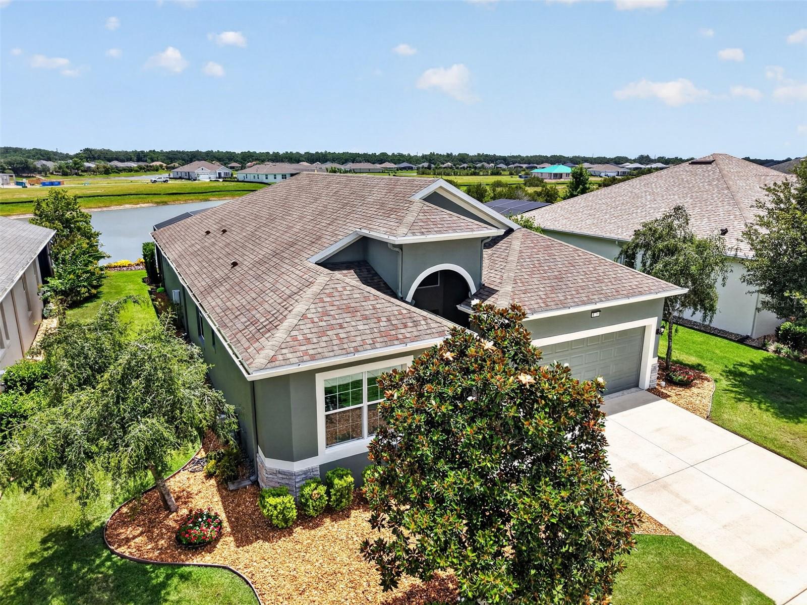 Photo of 8716 BRIDGEPORT BAY CIRCLE MOUNT DORA FL 32757