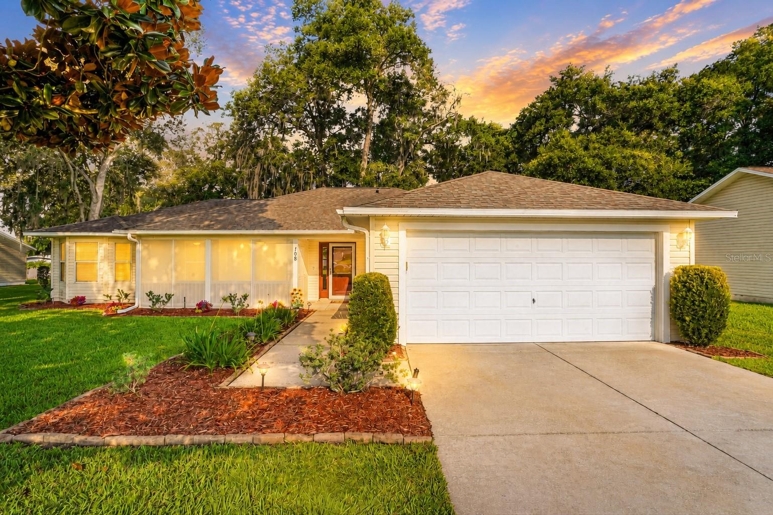 Photo of 108 CHERRY BLOSSOM LANE LADY LAKE FL 32159