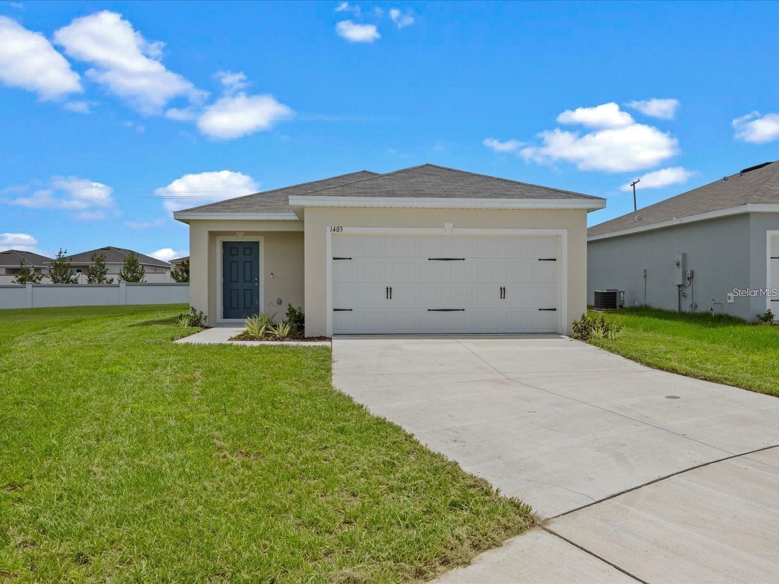 Photo of 1403 MADISON CIRCLE HAINES CITY FL 33844