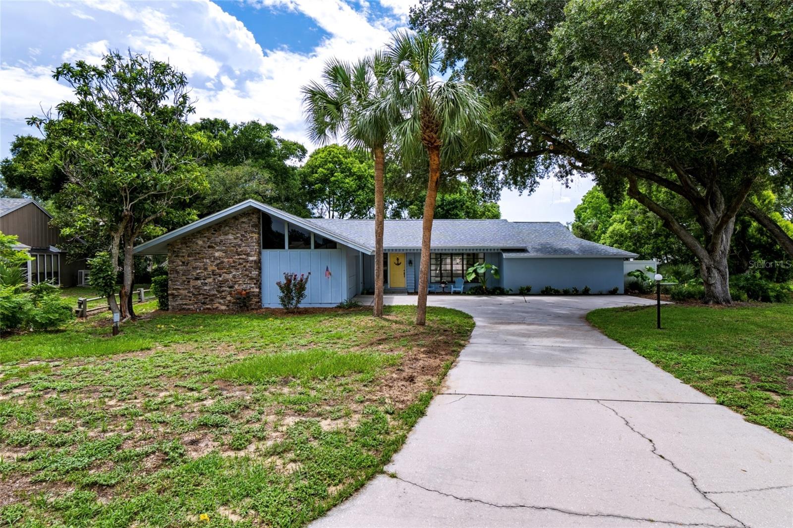 Photo of 34007 SABAL WAY LEESBURG FL 34788