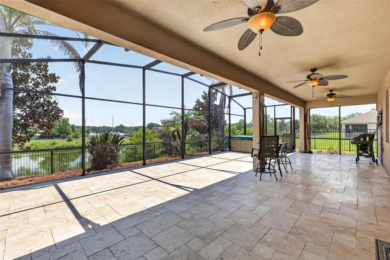 Photo of 3115 ZANDER DRIVE GRAND ISLAND FL 32735