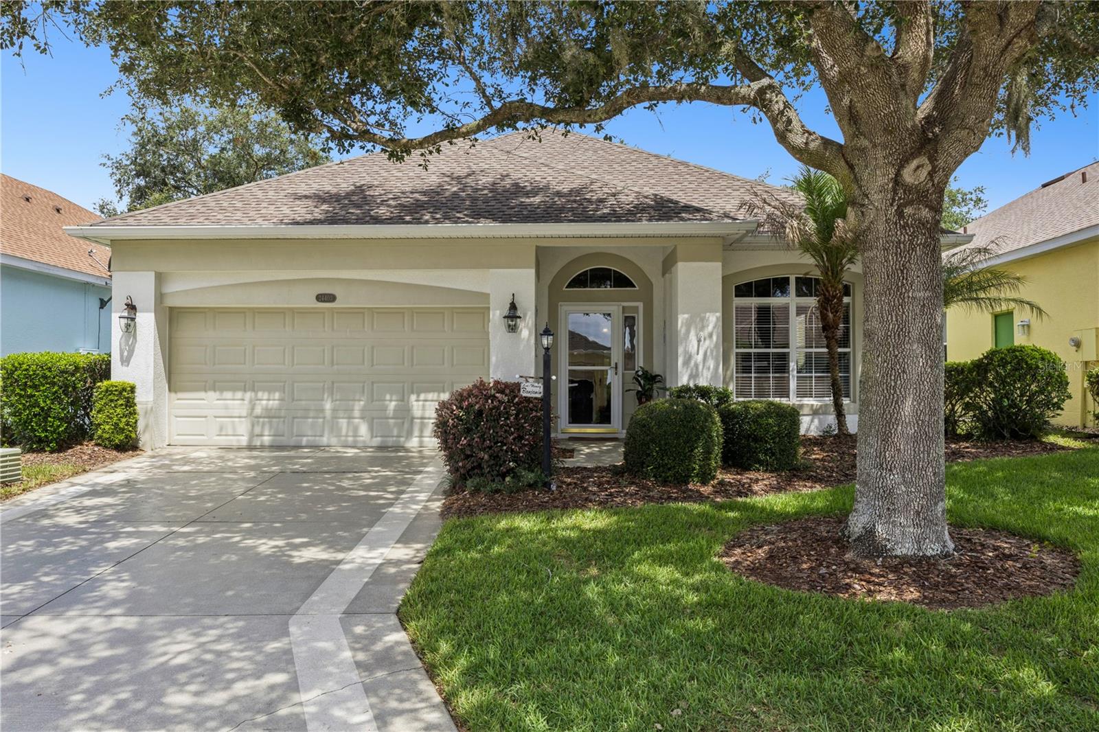 Photo of 24403 AMBERLEAF COURT LEESBURG FL 34748