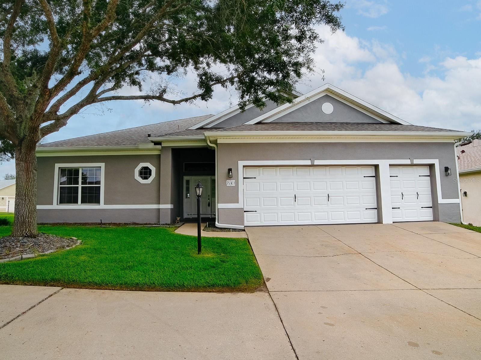 Photo of 25509 LAUREL VALLEY ROAD LEESBURG FL 34748