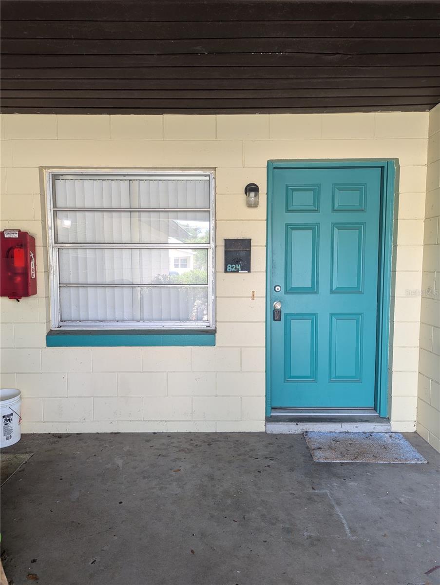 Photo of 824 N SAINT CLAIR ABRAMS AVENUE TAVARES FL 32778