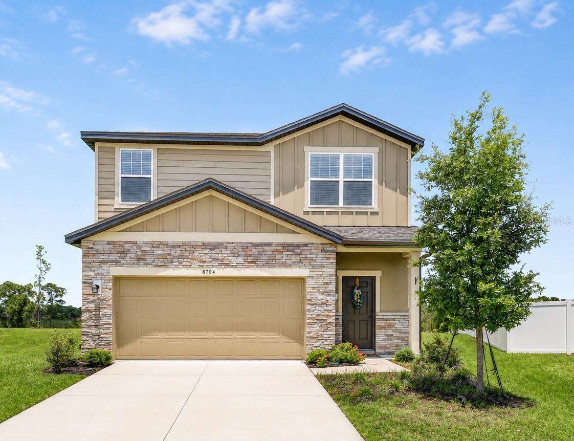 Photo of 8704 SPORTSMAN LOOP GROVELAND FL 34736